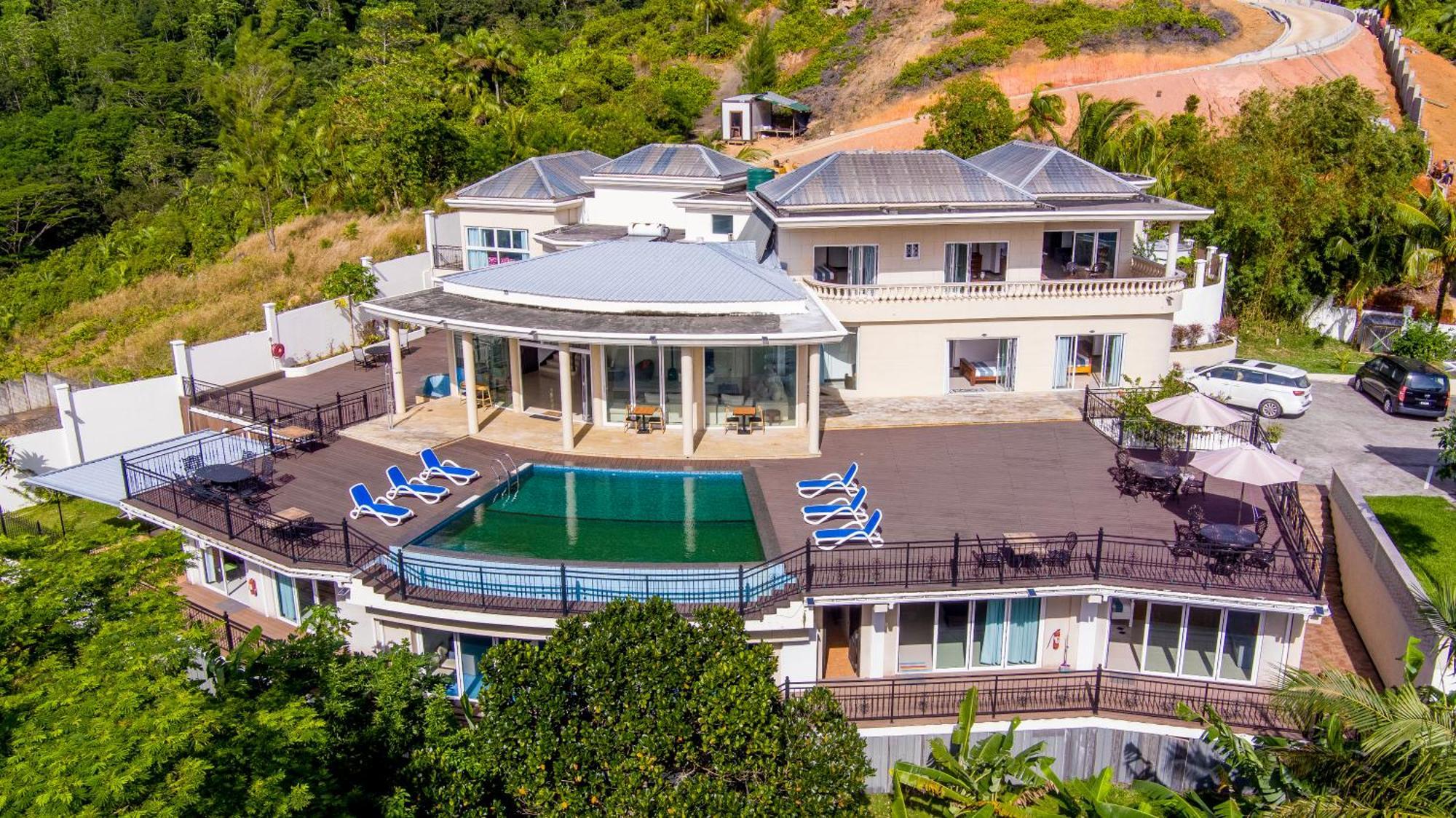 Amanda Villa - Best Value Mountain Top Inn Au Cap Buitenkant foto