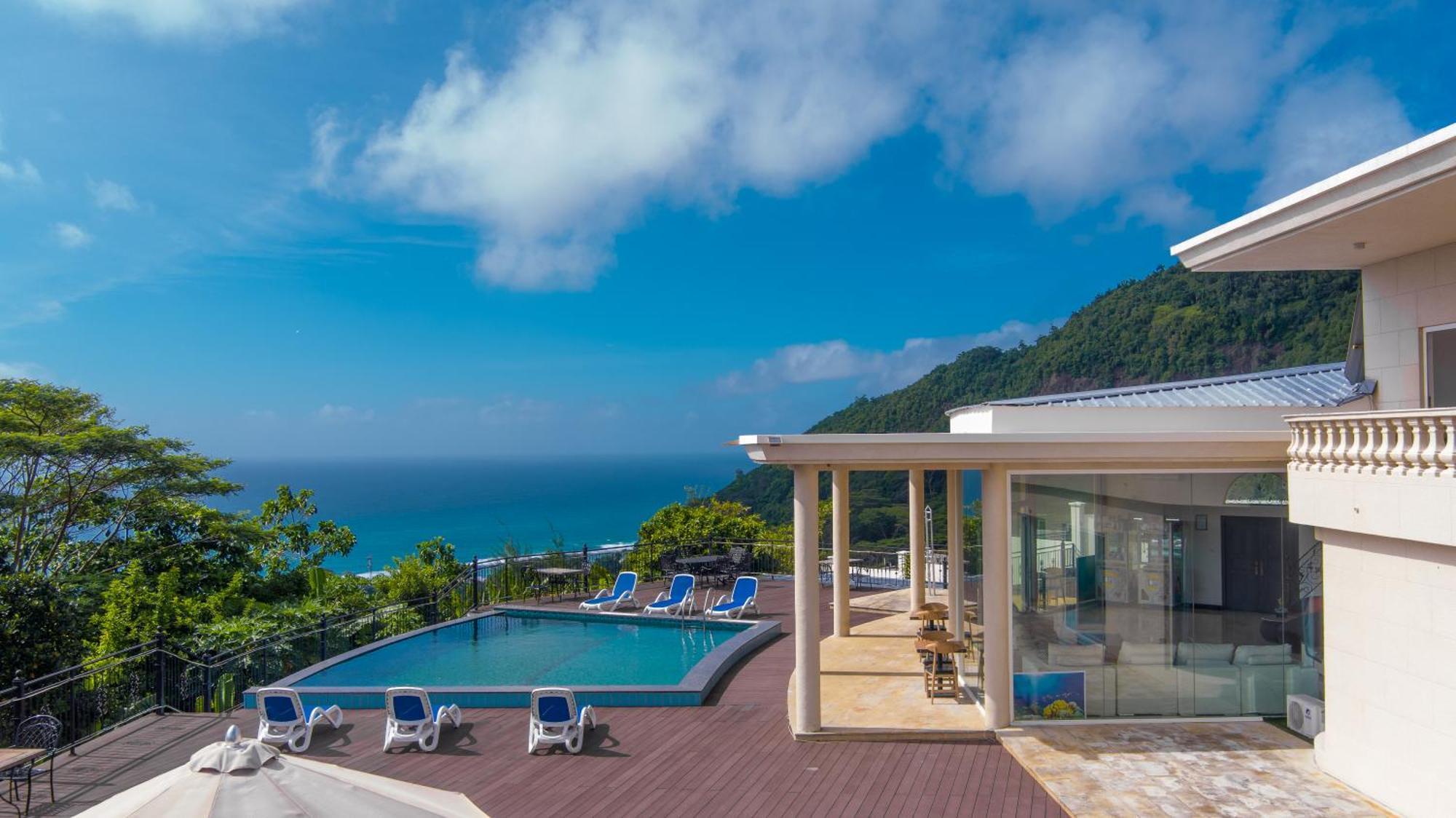 Amanda Villa - Best Value Mountain Top Inn Au Cap Buitenkant foto