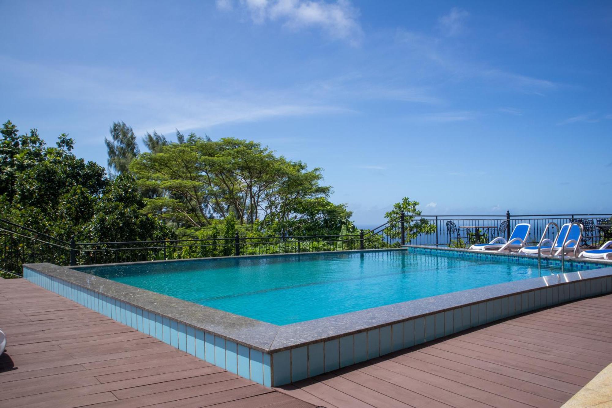 Amanda Villa - Best Value Mountain Top Inn Au Cap Buitenkant foto