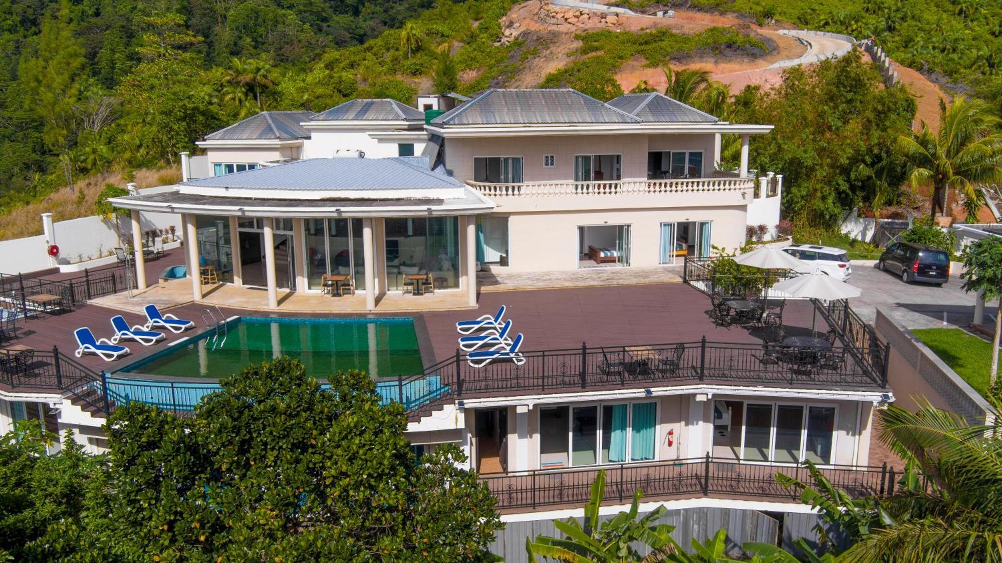Amanda Villa - Best Value Mountain Top Inn Au Cap Buitenkant foto