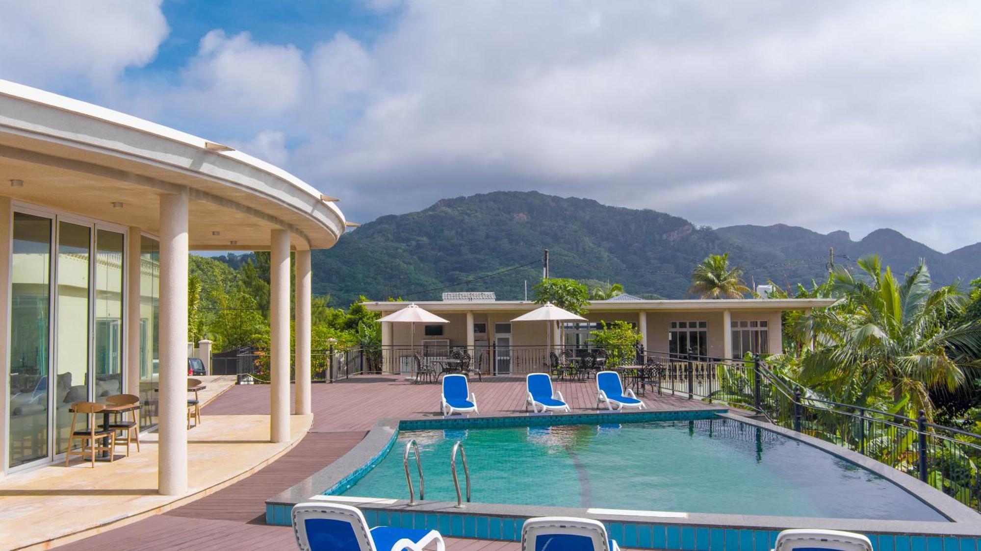 Amanda Villa - Best Value Mountain Top Inn Au Cap Buitenkant foto