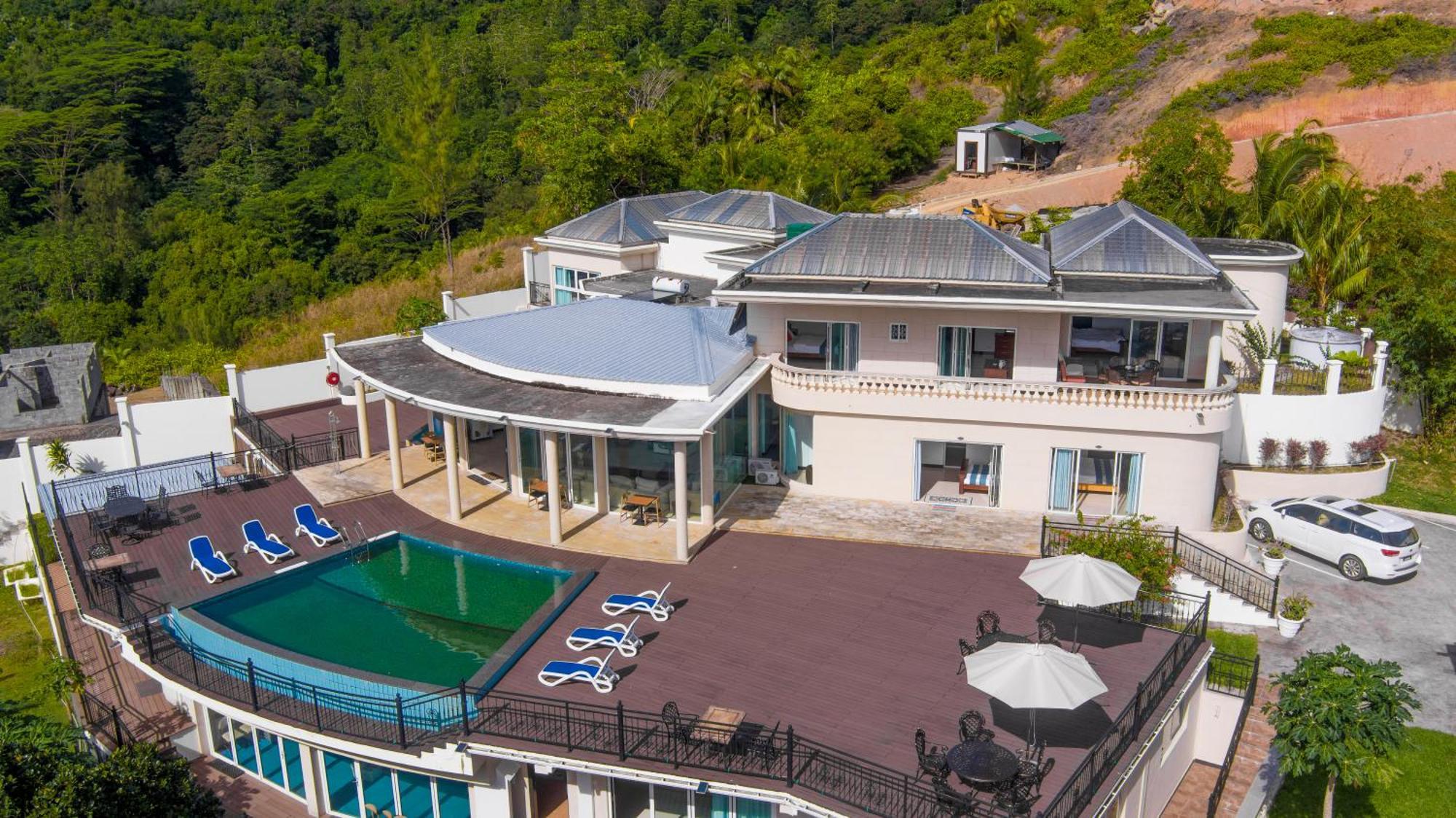 Amanda Villa - Best Value Mountain Top Inn Au Cap Buitenkant foto